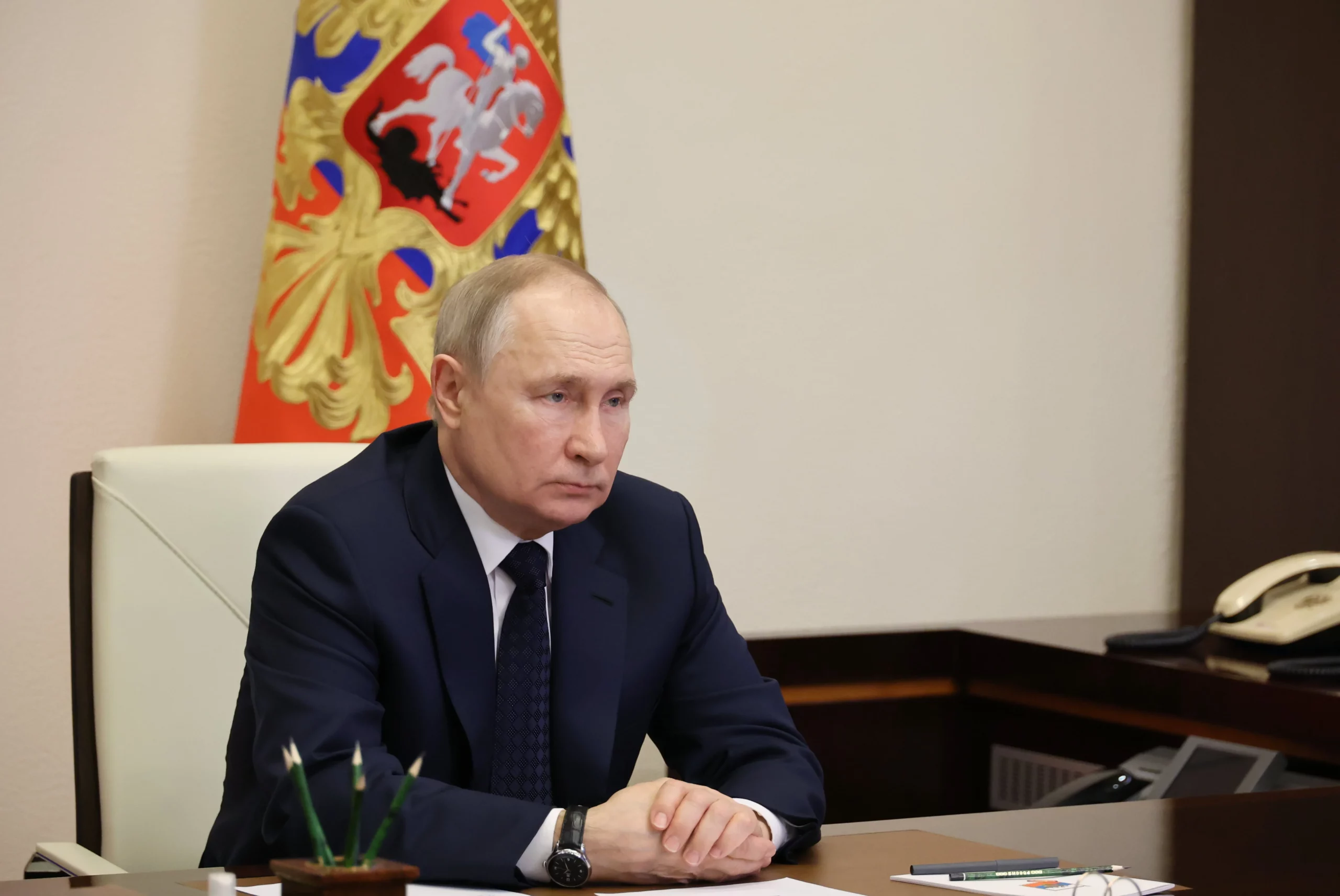 Imagen Putin ordena alto el fuego de 36 horas